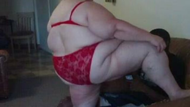 Una de las chicas webcam porno hentai en castellano más bonitas masturbándose