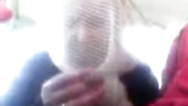 PETITE anime en español xxx ADOLESCENTE ALEMÁN LUCY FOLLADA EN TRIO MMF EN EL TRABAJO